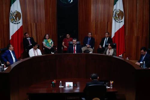 Gilberto Bátiz asume la presidencia del TEPJF   