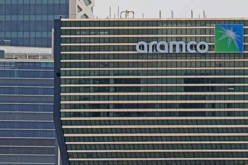 Caen ganancias trimestrales de Aramco 4.6%   