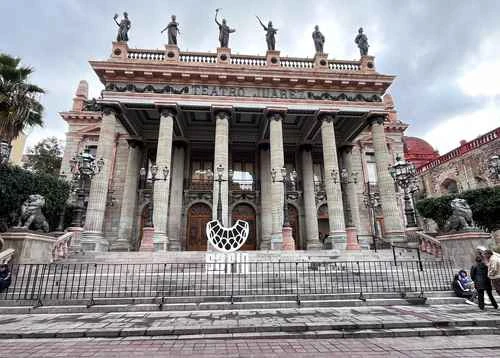 Entusiastas y expectantes, Guanajuato y sus habitantes atestiguan el arranque del FIC   