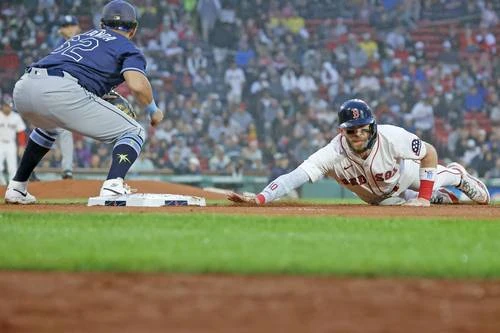 Tampa Bay se impone 10-8 a Boston   