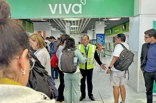 Retrasos en el AICM por niebla   