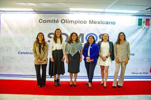 El COM celebra a las deportistas mexicanas    