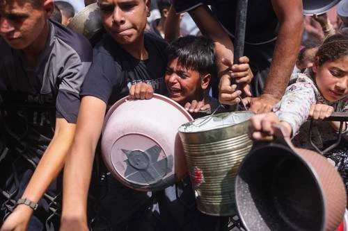 Persisten feroces ataques  de Israel sobre Gaza; causan 182 muertos más   
