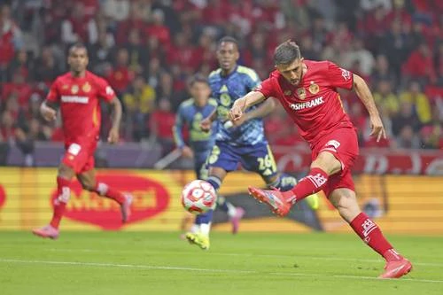 Toluca manda en el infierno;  supera otra vez a las Águilas   