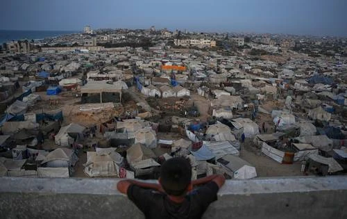 Otro día de bombardeos, demoliciones  y granadas en Gaza pese al alto el fuego   