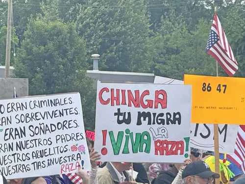 Reprime la policía de Los Ángeles a multitud   