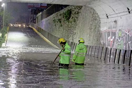 Conagua atiende  en 10 estados daños por inundaciones    
