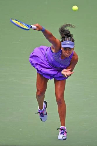 Naomi Osaka deja fuera a Coco Gauff en el Abierto de EU   