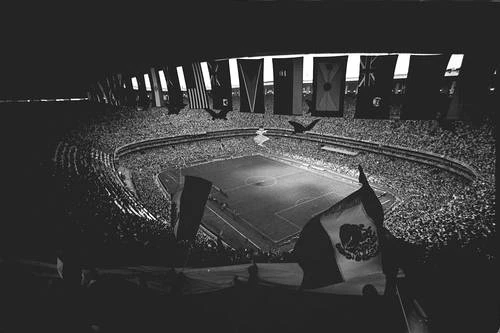 Trump genera incertidumbre a un año de la mayor fiesta del futbol   