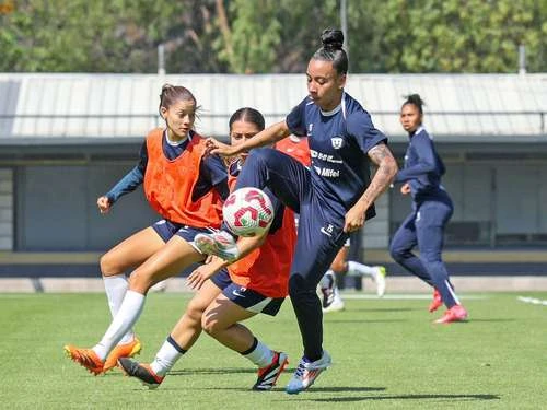 Pumas femenil llama a pintar de morado el Olímpico Universitario   