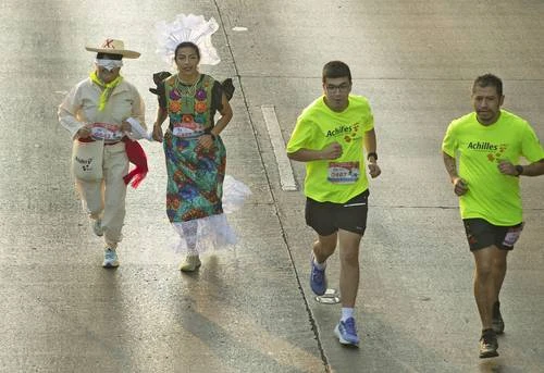 Más de mil 600 participantes en  la Carrera de las Artes, del Cenart   
