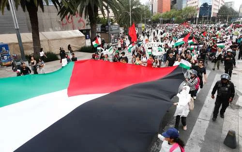 Marchan cientos para exigir a México romper lazos con Israel   
