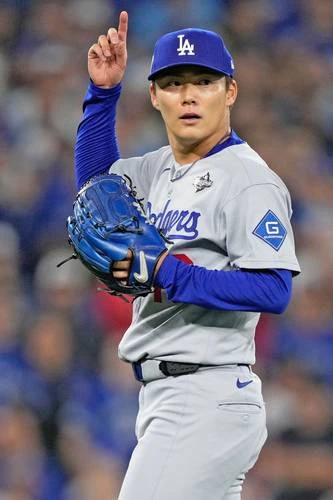 Dodgers empareja  la Serie Mundial;  vence 5-1 a Toronto   
