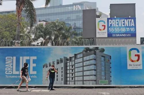 Arriesgan las Afore el dinero de trabajadores  en viviendas inalcanzables   