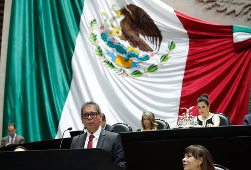 Estamos desendeudando a Pemex: Amador Zamora   