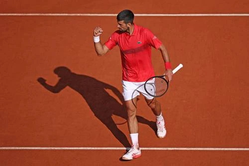 Djokovic suma 100 victorias en el Abierto de Francia   