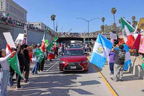 Protegeremos los derechos de trabajadores: Gómez Urrutia   