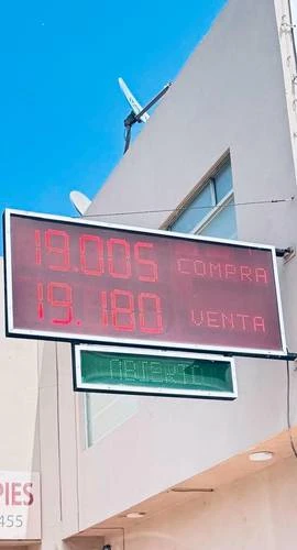 Enrique Galván Ochoa: Dinero   