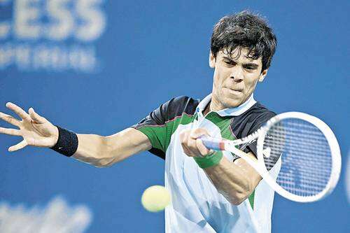 Rodrigo Pacheco sale del Abierto Mexicano  de Tenis   