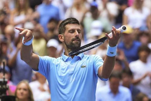 Aunque agotado, Djokovic avanzó en el Abierto de EU   