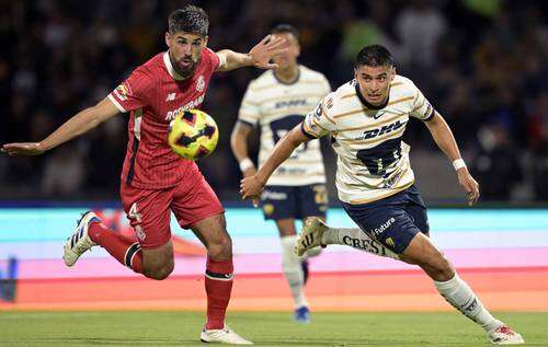 Pumas y Toluca empatan a uno en CU   