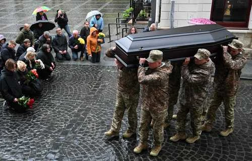 Se reúnen hoy Rusia y Ucrania en Estambul, pero sin presidentes   