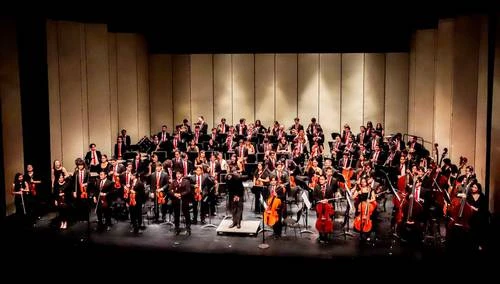 “El único miedo de un músico es no generar emoción en el público”   