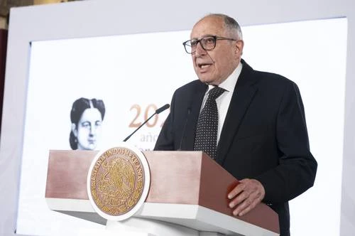 Industria farmacéutica invertirá 21 mil mdp en 7 proyectos de producción   