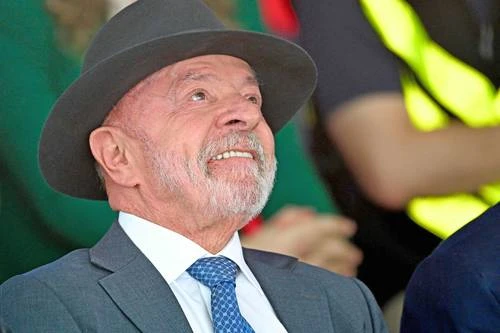 Lula, libre de cáncer   