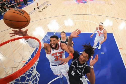 Knicks, a un juego de la gloria   