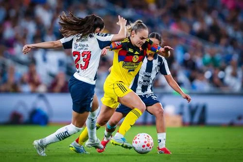 Consiguen Rayadas ligera ventaja frente a las Águilas   