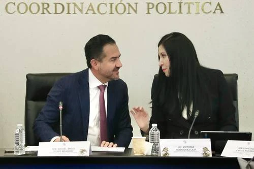 Valora el BdeM un “último” recorte a tasa de referencia   