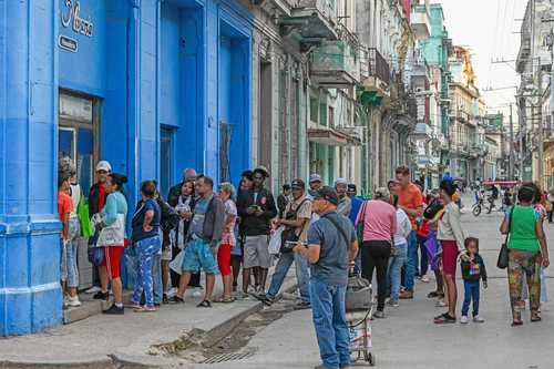 Política de EU hacia Cuba, con pocas decisiones y mucha especulación   