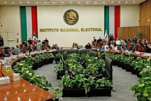 INE multa con $4.8 millones a agrupaciones en pos de registro   