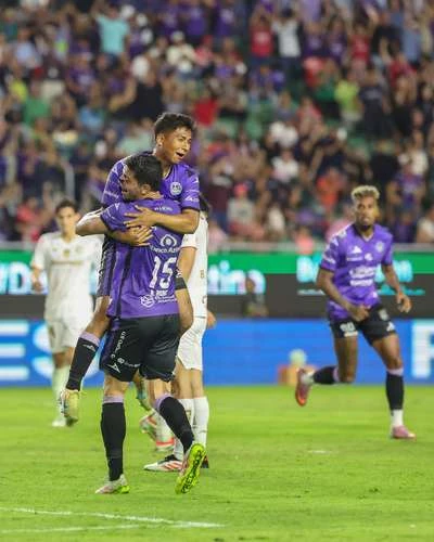 Mazatlán se despide de su afición   