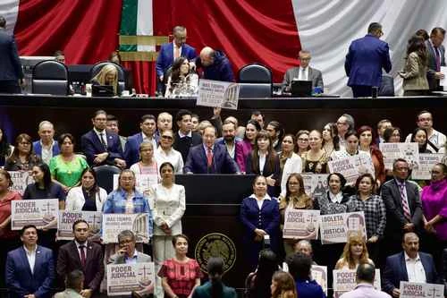 Morena y aliados aplican fast track para posponer comicios judiciales   