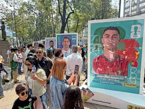 Desde Pelé y Maradona hasta Messi y CR7, en las Estampas Monumentales   
