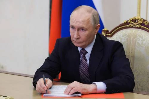Anuncia Trump alto el fuego de tres días entre Rusia y Ucrania   