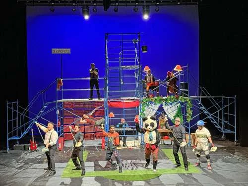 Teatro Ciego MX despliega una experiencia escénica de afectos y sueños rotos   