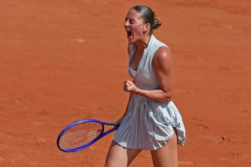 Debut triunfal de la ucrania Marta Kostyuk en el Abierto de Francia   
