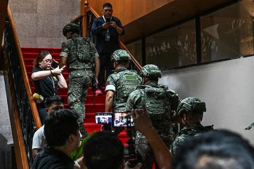 Tiroteo en el senado de Filipinas   