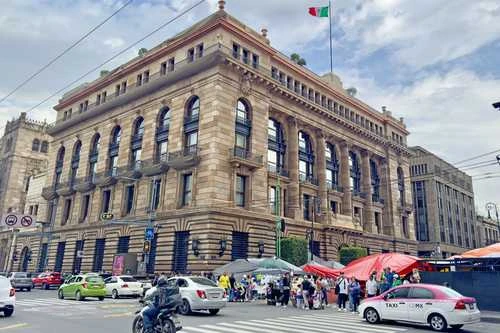La inteligencia artificial tiene doble filo en la banca comercial   