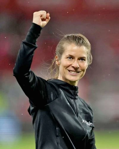 Primera mujer que gana en Bundesliga   