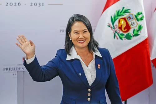 Proclaman a la conservadora Keiko Fujimori presidenta electa de Perú   