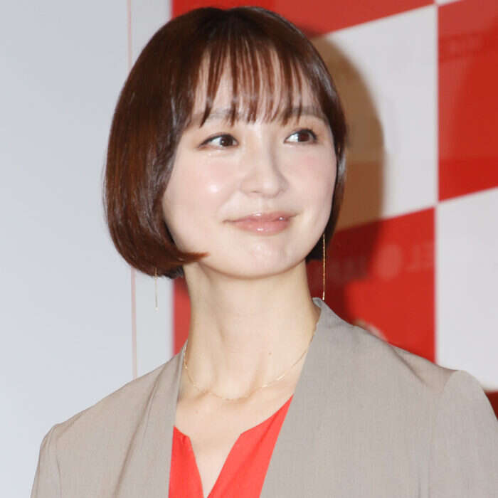 篠田麻里子、深圳男児刺殺の日に“中国版インスタ”に公式アカウント開設という悲運