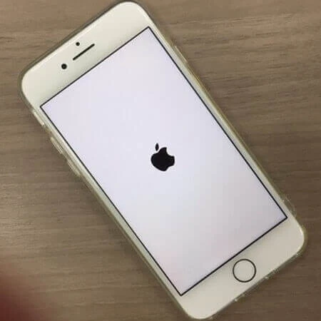 スティーブ・ジョブズが絶対に許さなかったiPhone向け艶系アプリがEUで配信