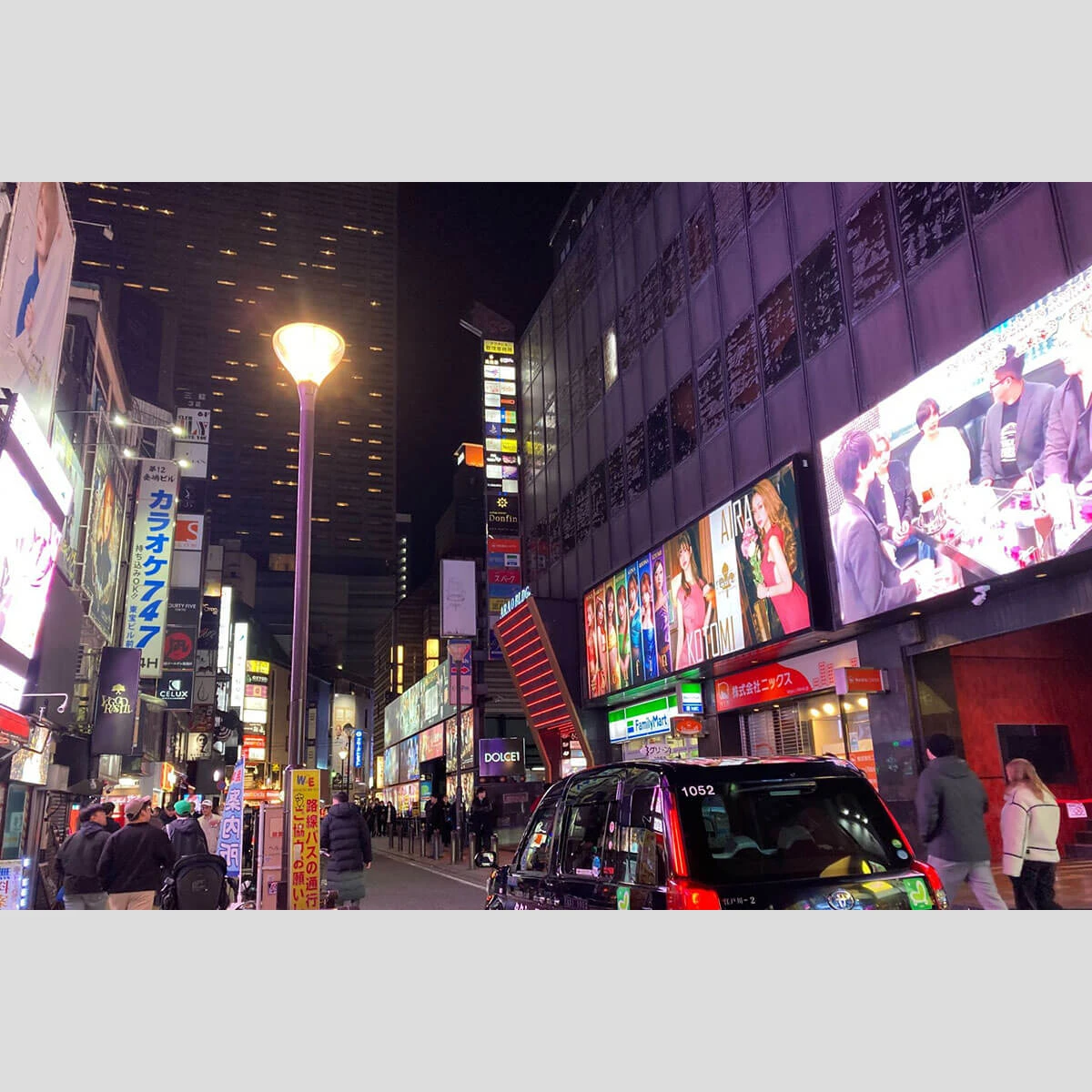ペロペロ事件より悪質!新宿の焼肉店で客が“ジョッキに尿”で「搾りたて生です」迷惑動画拡散の大炎上