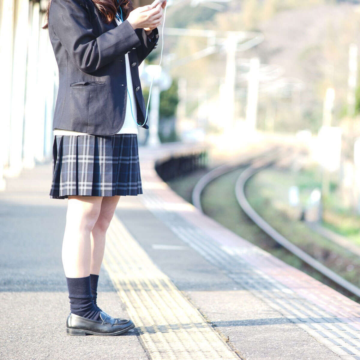 「余計な知恵をつけるな」「いらんことするな」ダヴの駅貼り広告が大波紋