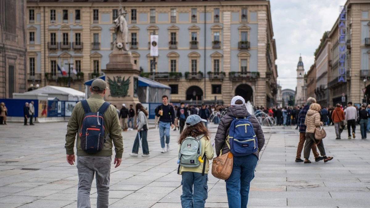 Pasquetta 2025 a Torino, finalmente il sole. La folla a spasso dai parchi ai musei