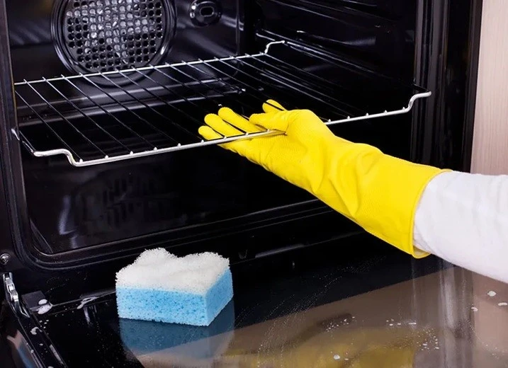 Como desentupir o forno do fogão? Veja passos para resolver o problema